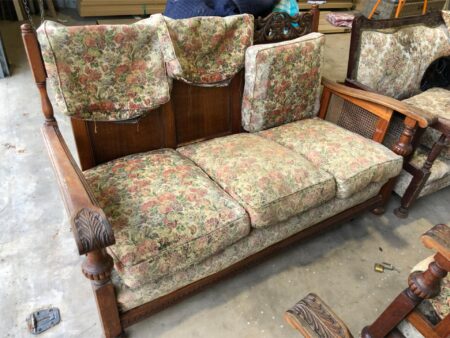 Antique Lounge Set - Antique Furniture Restoration for Lounges