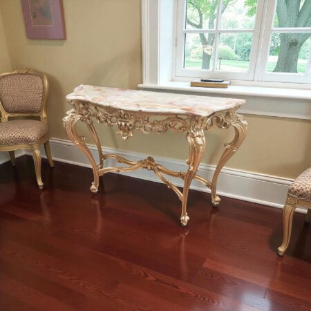 Gilt Console Table with Carved Floral Decorations and Onyx Top - Antique Furniture for sale